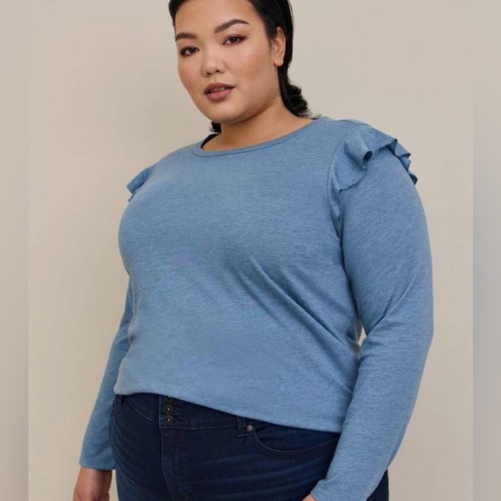 NWT Torrid Classic Fit Signature Jersey Crew Neck Ruffle Shoulder Tee Lg
